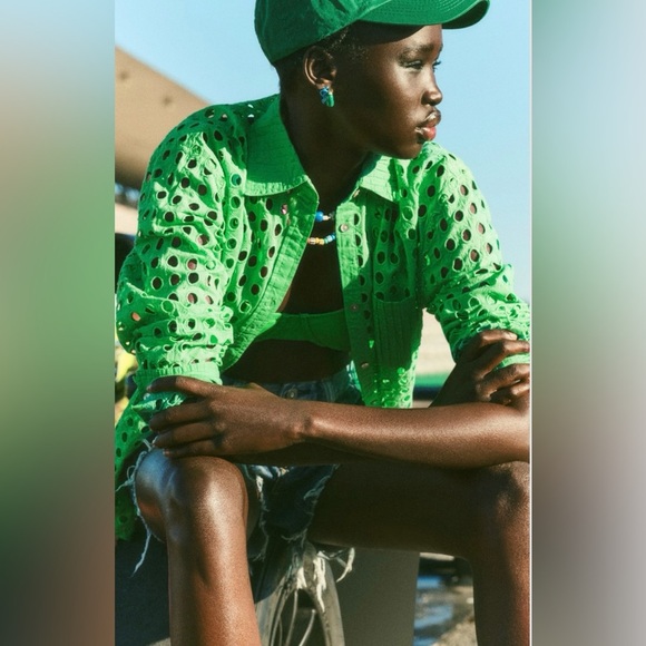 NWOT Solid & Striped
The Oxford Tunic - Picture 2 of 10